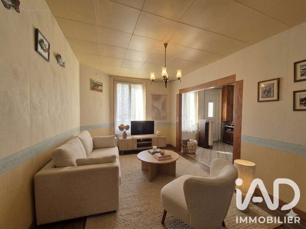 Photo 2 - Maison à SAACY-SUR-MARNE