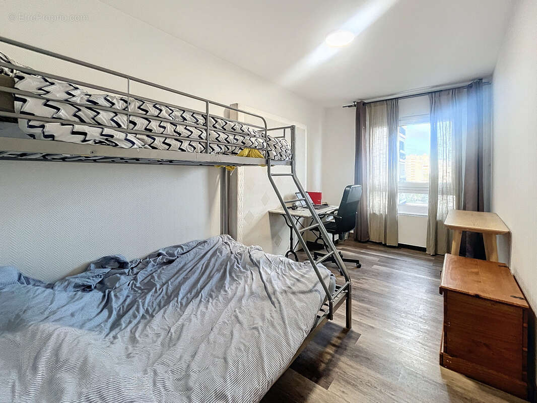 Appartement à OULLINS