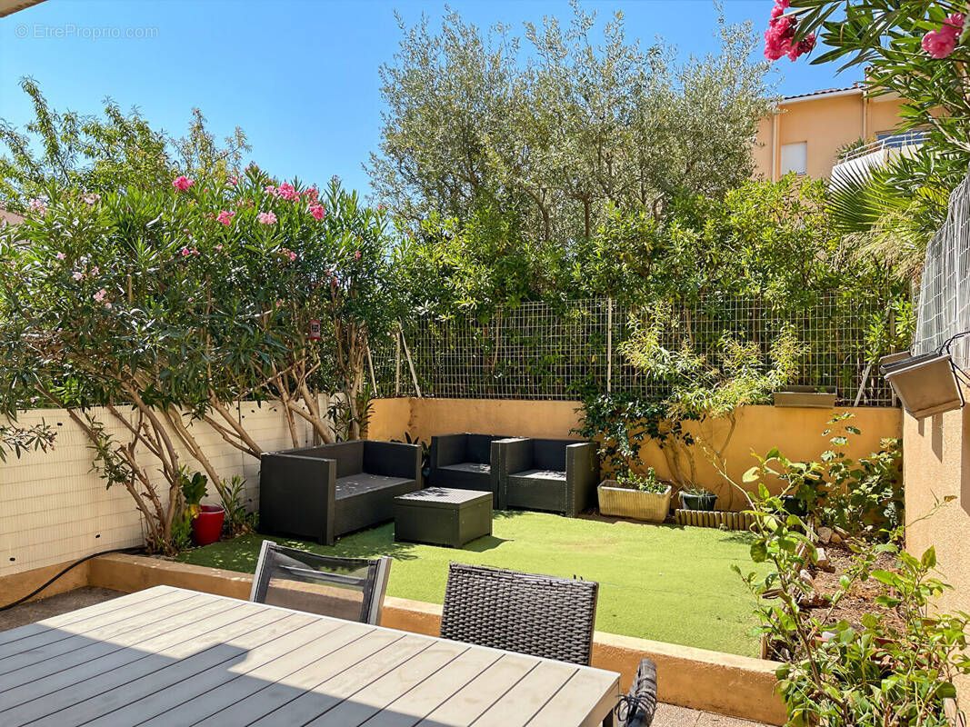 Appartement à MOUANS-SARTOUX