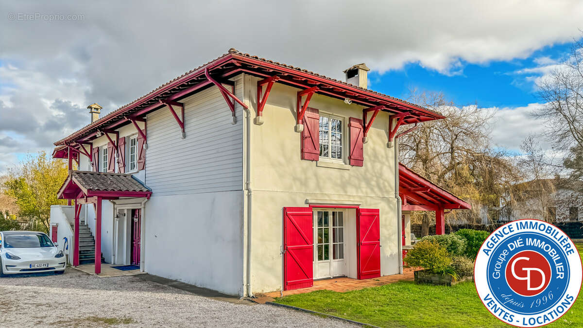Magnifique propriété rénovée proche du lac - photo 27