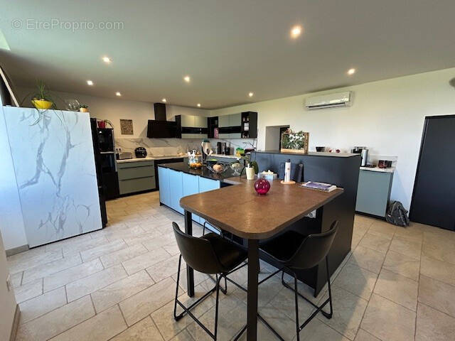 Maison à CEAUX-EN-COUHE