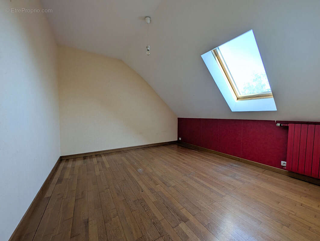 Maison à LES PONTS-DE-CE