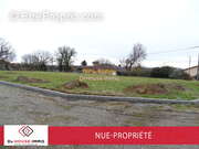 Terrain à POUCHARRAMET