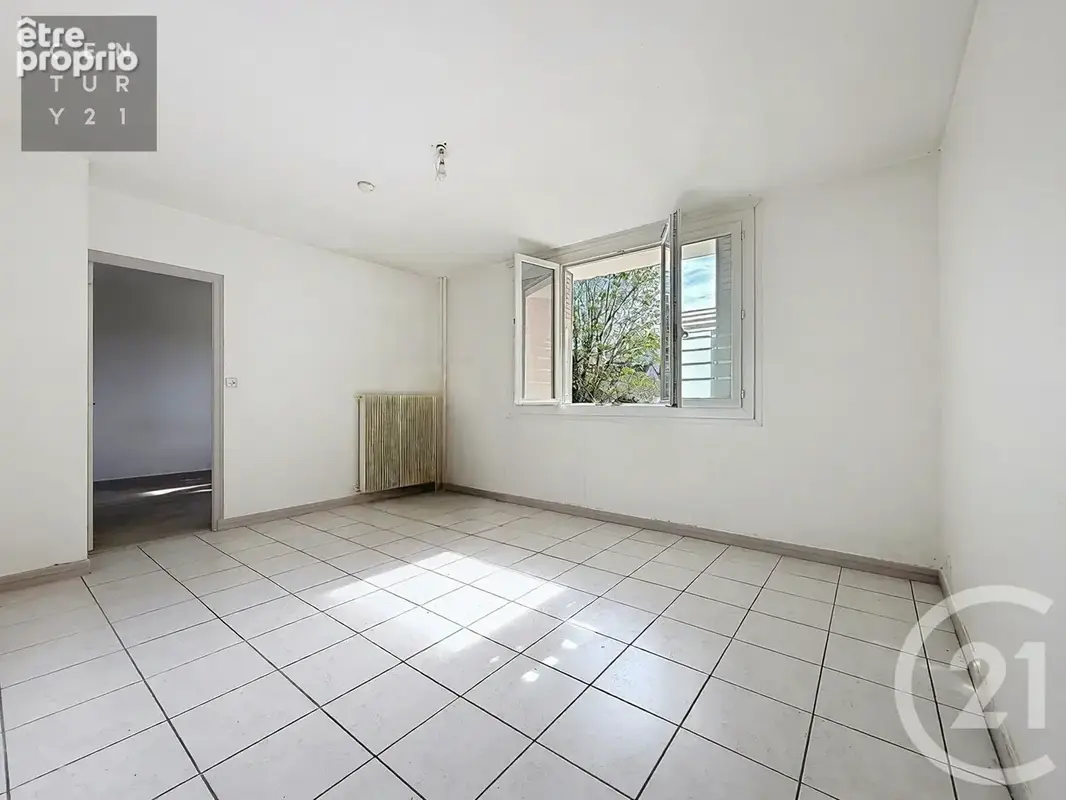 Appartement 2 pièces 49 m² à vendre à Troyes (10000) - photo 4