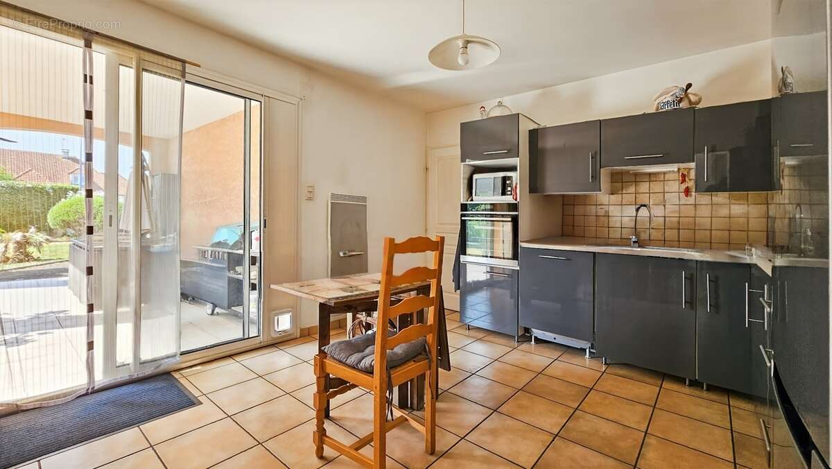 Maison à vendre 5 pièces, 4 chambres avec jardin et garage à LALOUBERE (65) - photo 10
