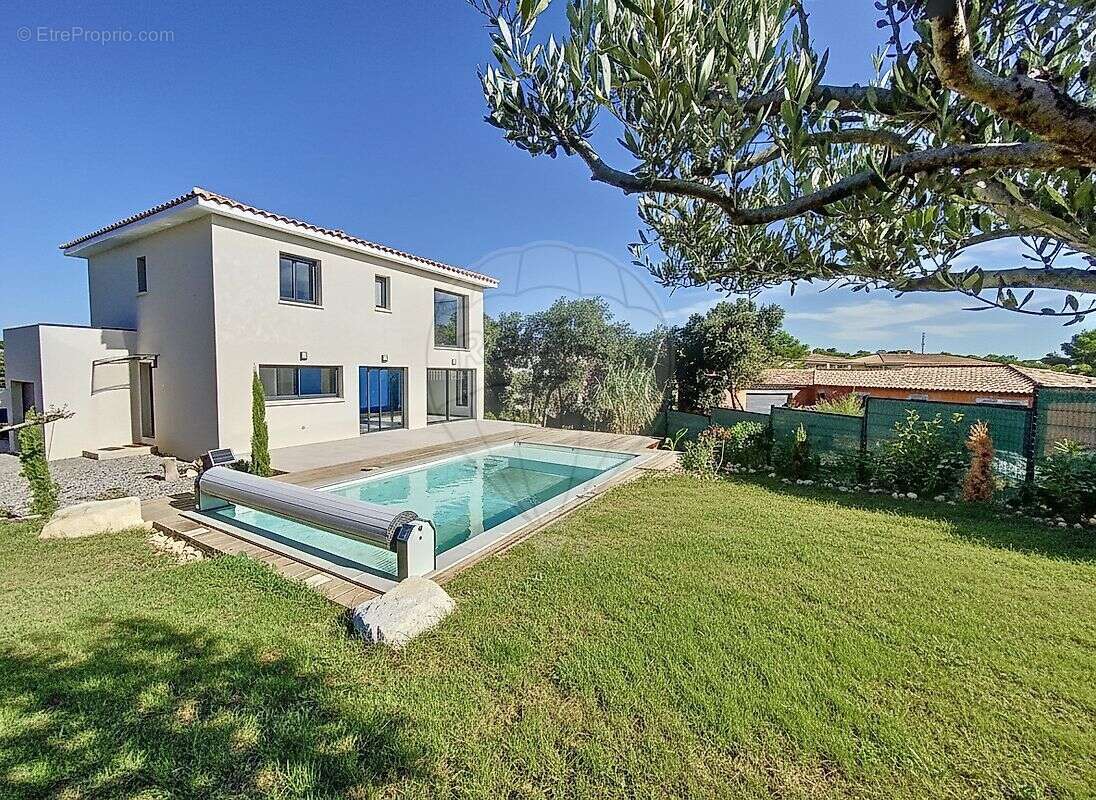 Maison à NIMES