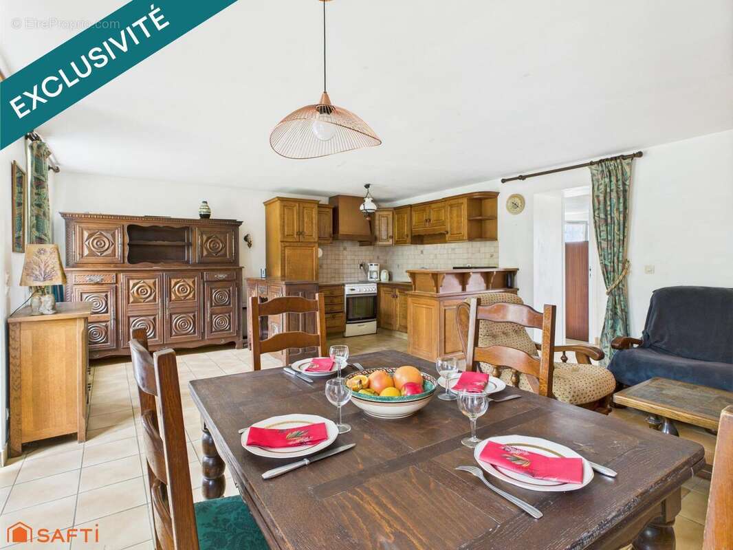 Photo 2 - Maison à SAINT-MARTIN-DES-CHAMPS