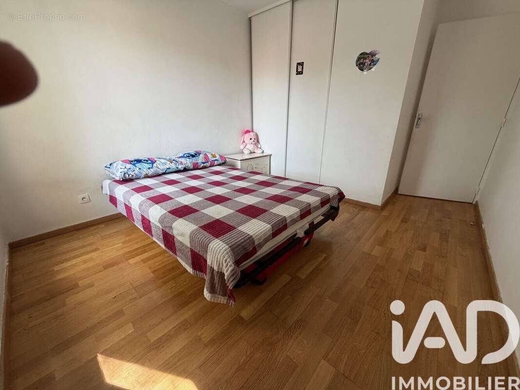 Photo 8 - Appartement à VILLENEUVE-LE-ROI