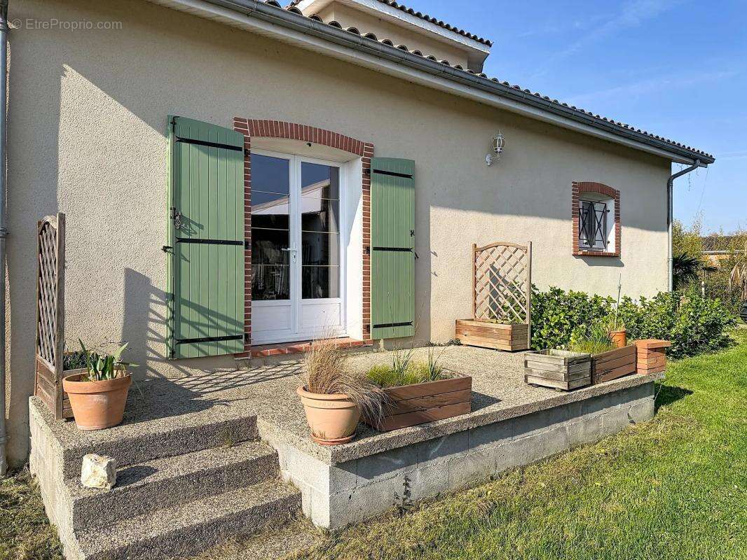 Maison à CASTELSARRASIN