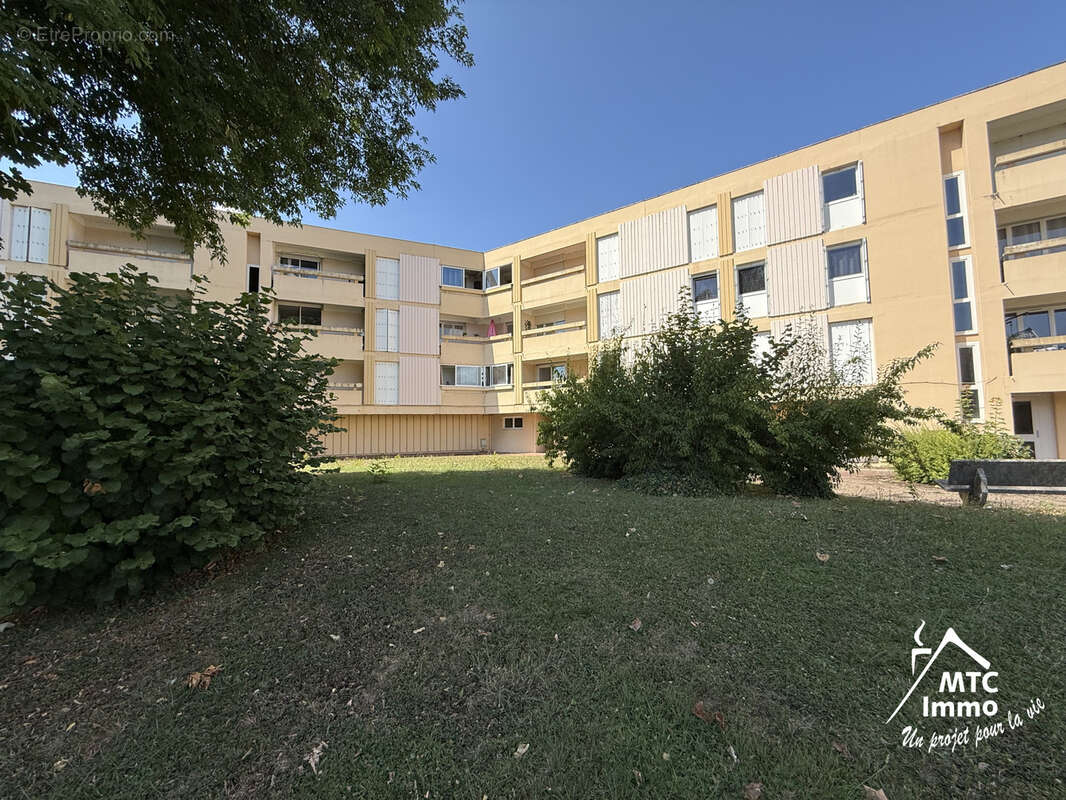 Appartement à LAGNIEU