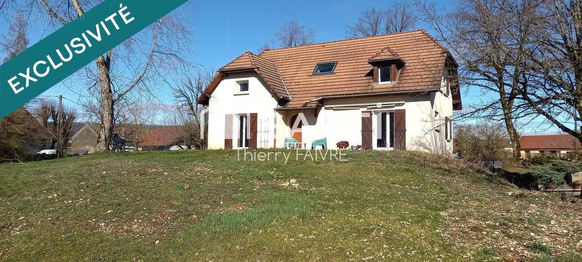 Photo 1 - Maison à CHAMPAGNOLE