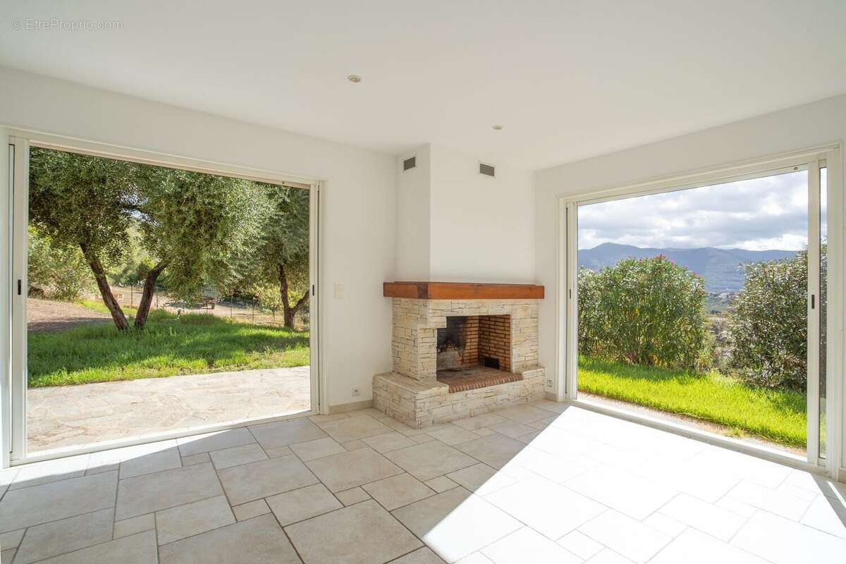 Maison à BASTELICACCIA