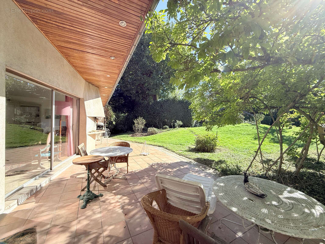 Maison à RUEIL-MALMAISON