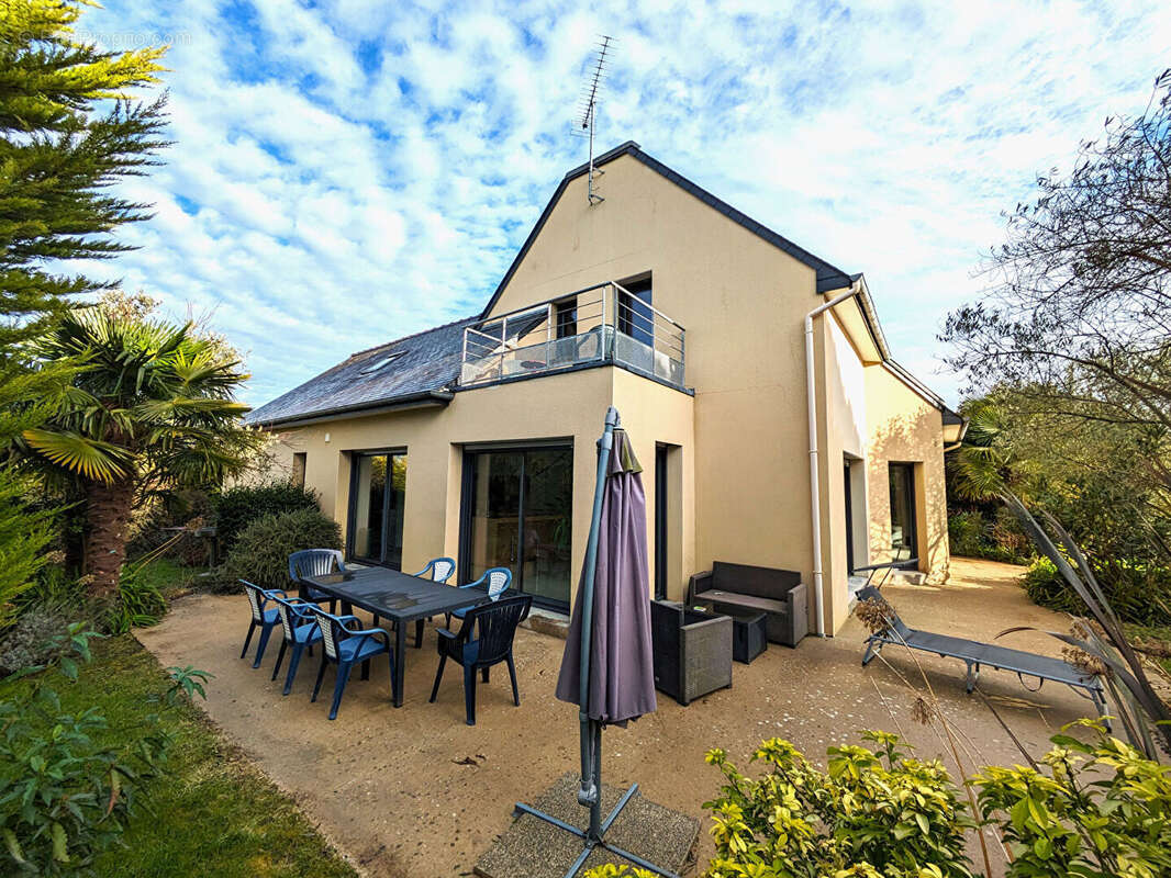 Maison à DOL-DE-BRETAGNE