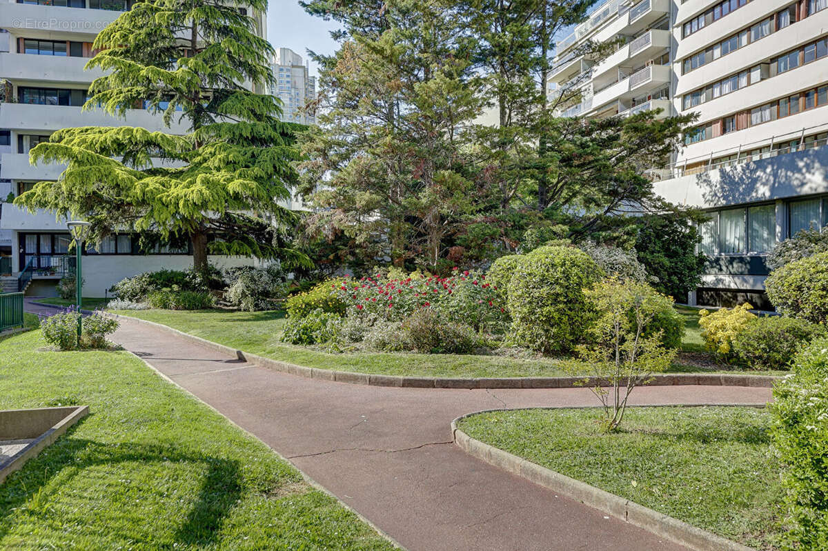 Appartement à PARIS-19E