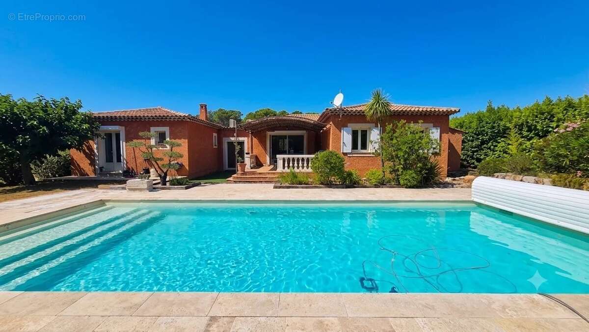 Maison à LORGUES