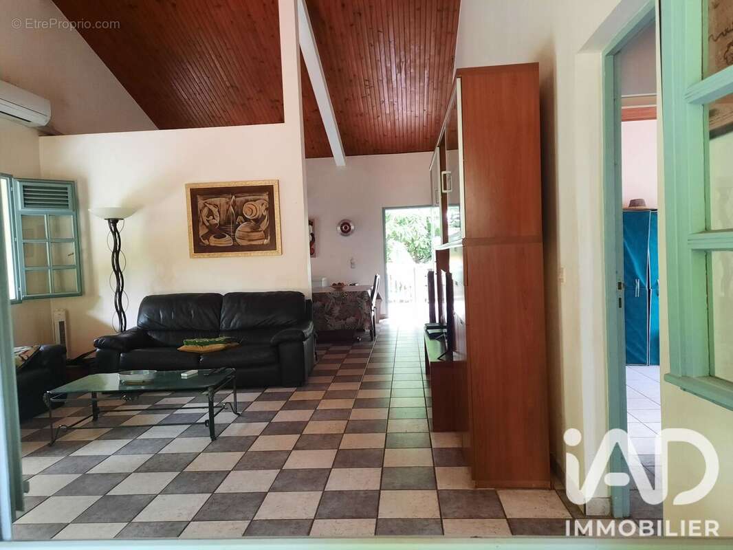 Maison 140 m² à Fort-De-France  - photo 4