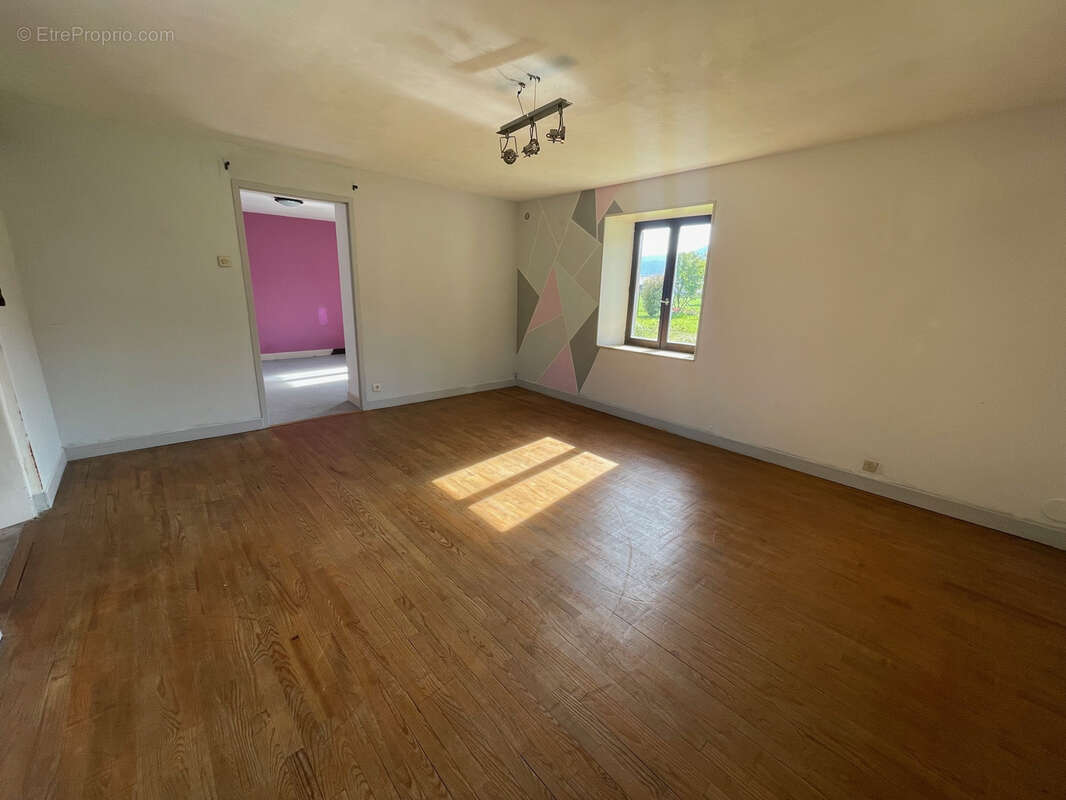 Maison à RUPT-SUR-MOSELLE