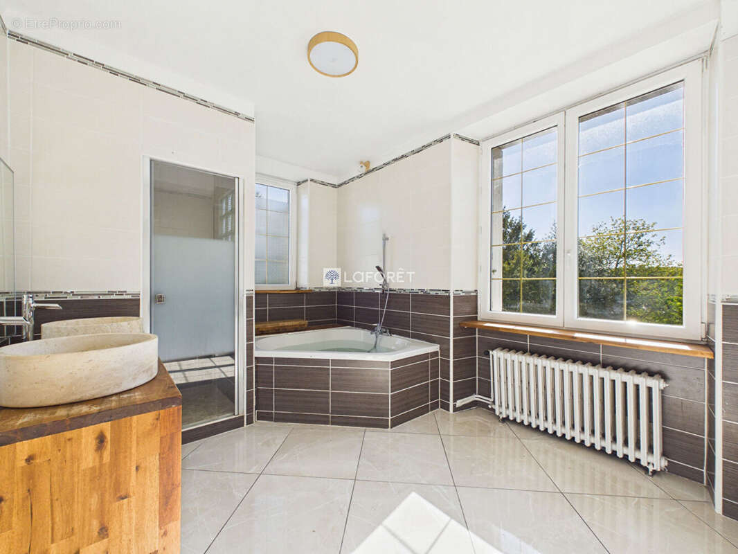 Maison à CHATEAULIN