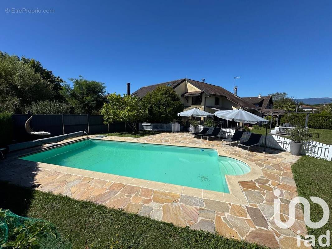 Photo 1 - Maison à VIRY