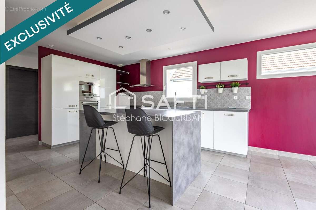 Photo 4 - Maison à ECOLE-VALENTIN