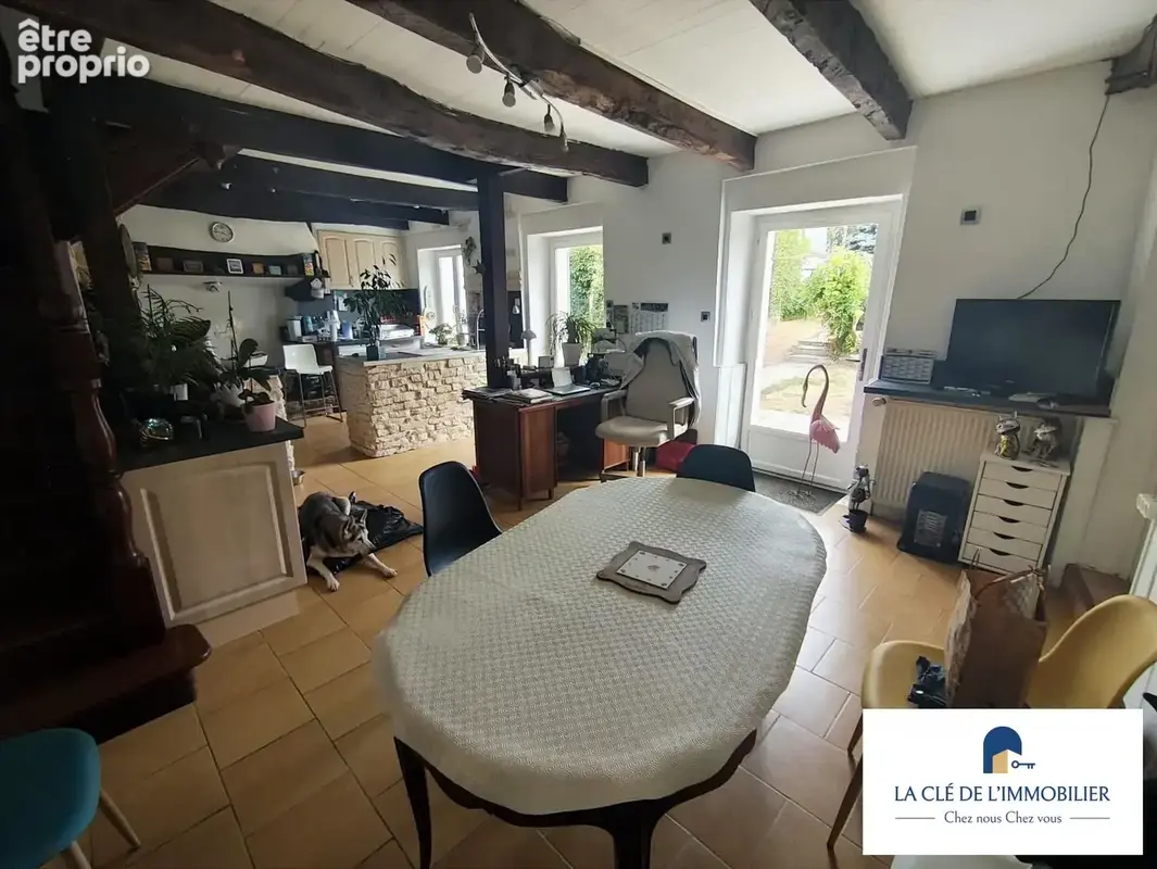 Maison 5 pièces 99 m² à vendre à Chateauneuf-Du-Faou (29520) - photo 3