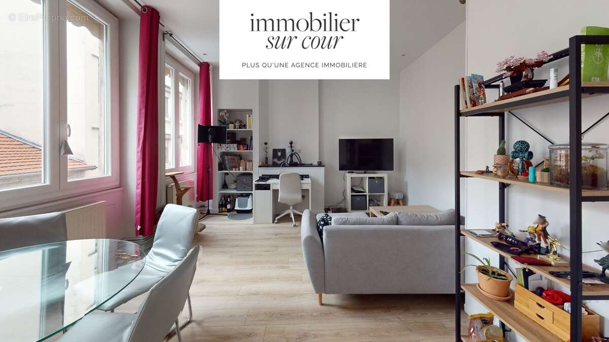 Appartement à SAINT-ETIENNE