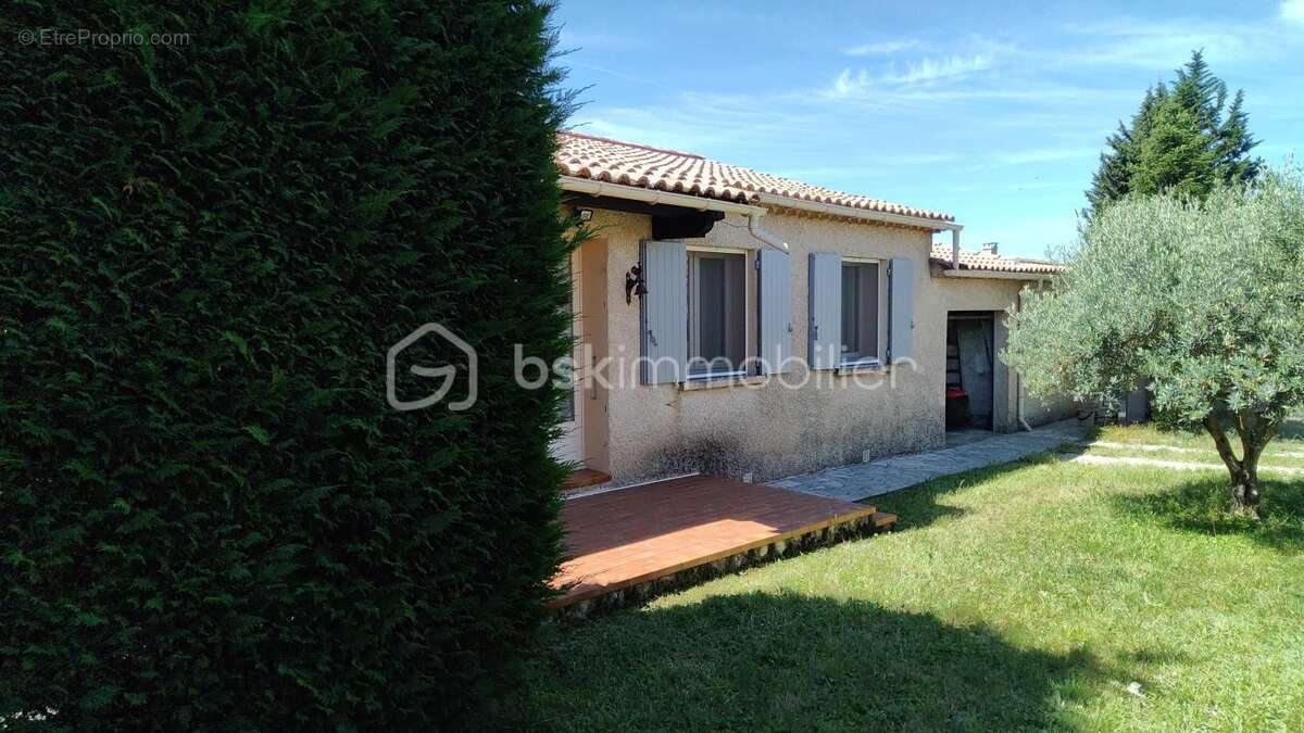 Maison à SAINT-ETIENNE-LES-ORGUES