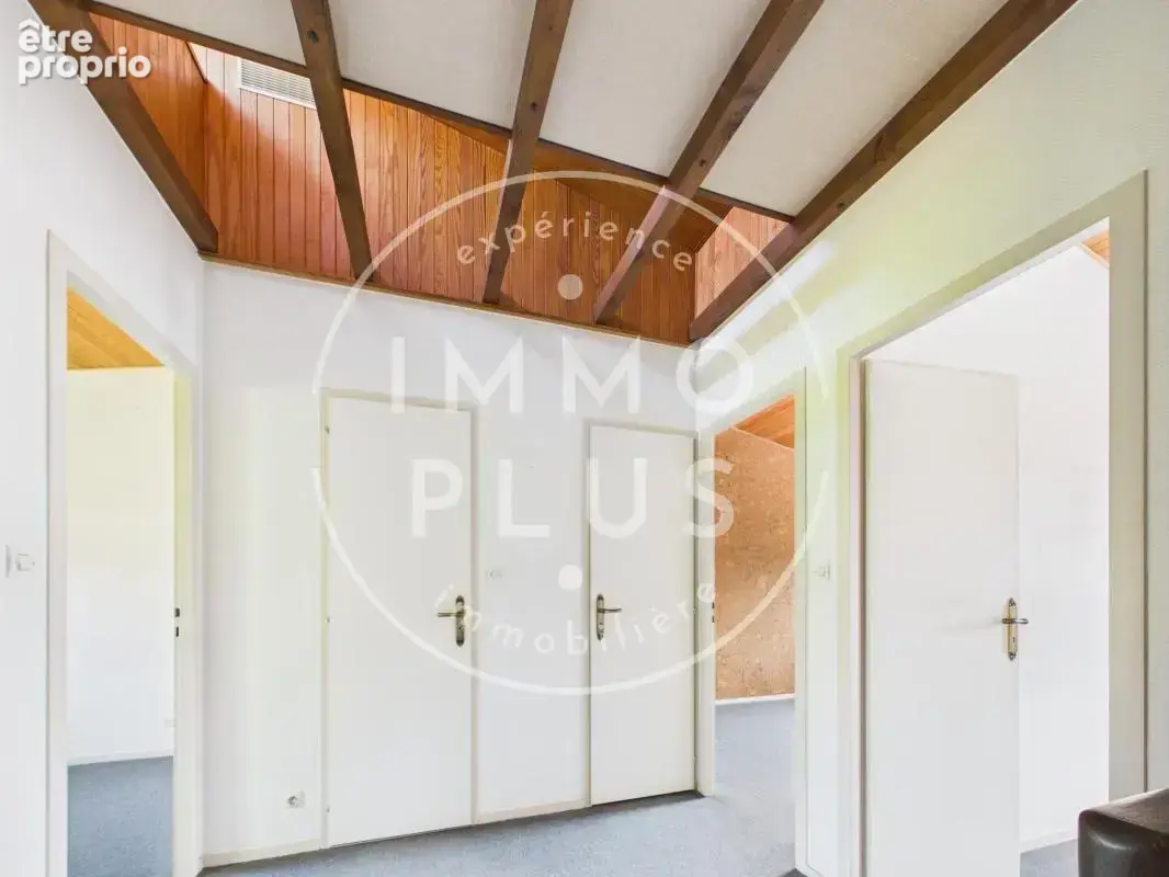 Vente - Maison - 4 pièces + cuisine - 97,02 m² - 560 000 € - - photo 4