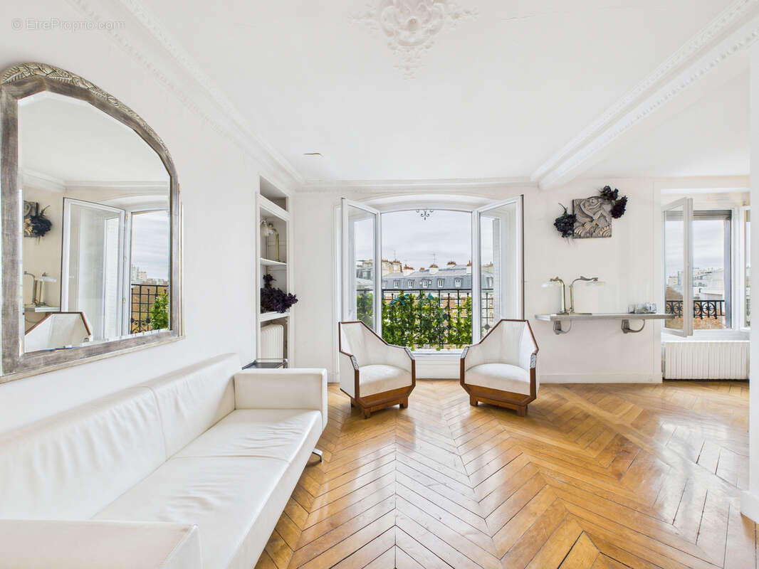 Appartement à PARIS-12E