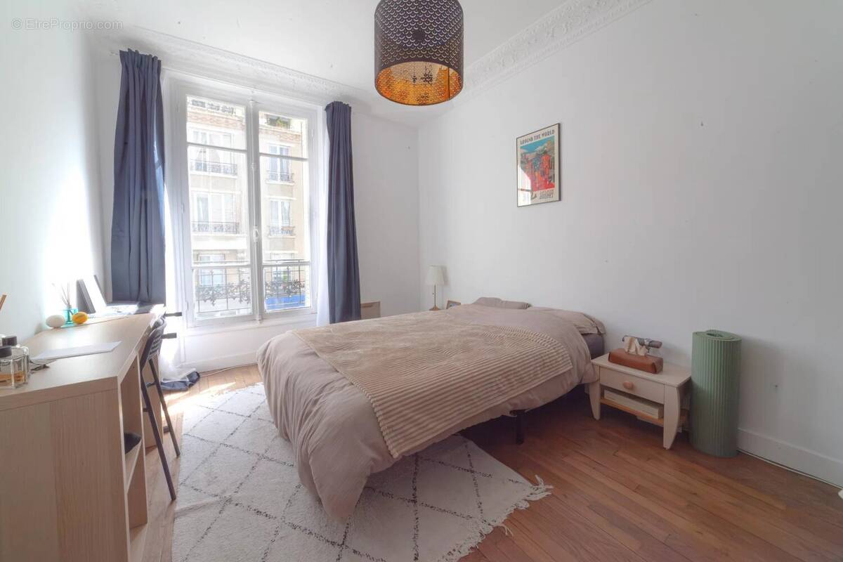 Appartement à PARIS-12E