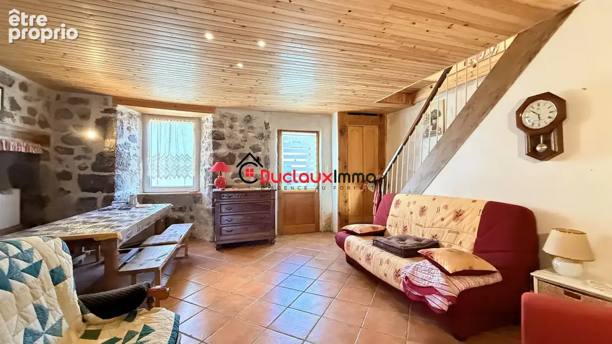 Maison en pierre à rénover avec terrain - Vallée de la Jordanne - photo 2