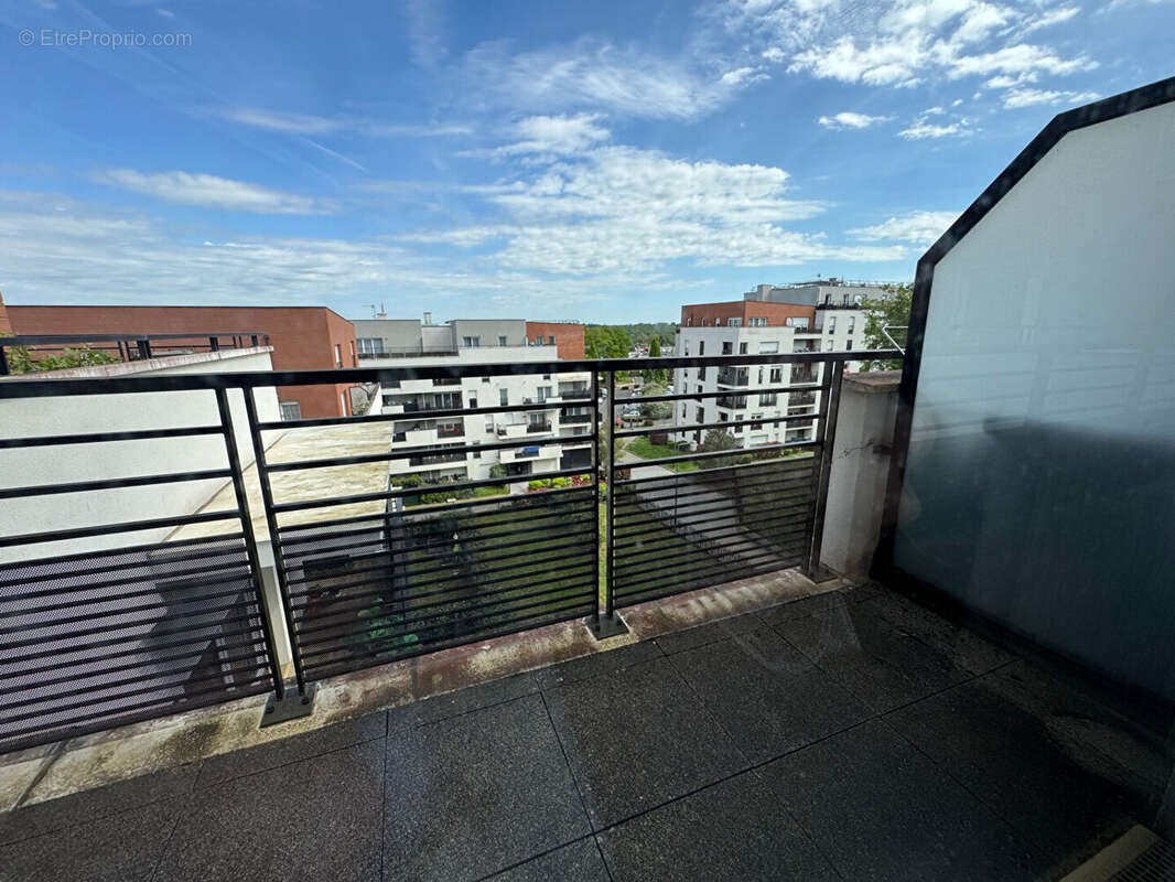 Appartement à BOUSSY-SAINT-ANTOINE
