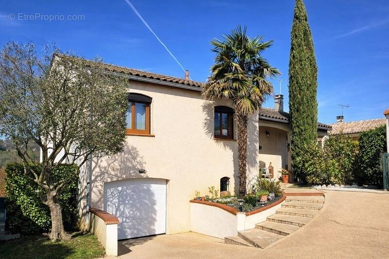 Maison à PECHBONNIEU