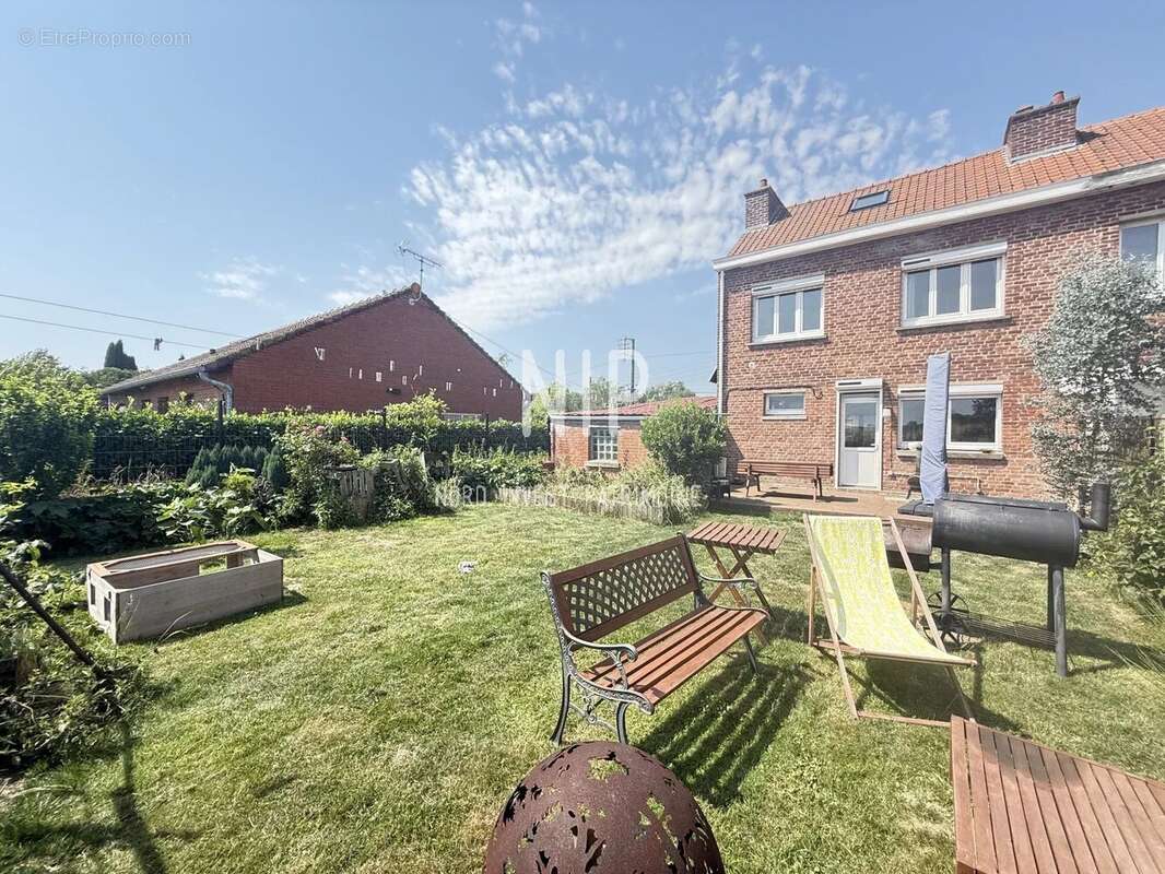 Maison à CAPPELLE-EN-PEVELE