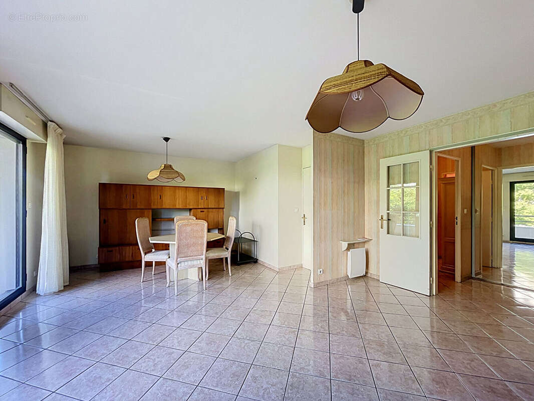 Appartement à CHATILLON
