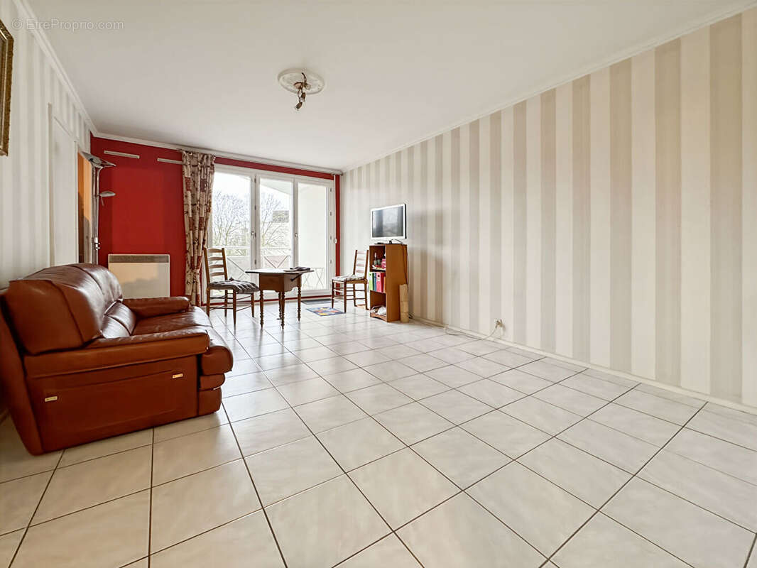 Appartement à ROSNY-SOUS-BOIS