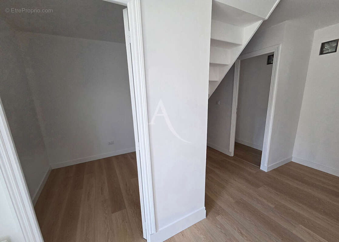 Maison Dourdan 5 pièces de 160 m2 avec grange attenante de 80 m² + garage 20 m² - photo 5