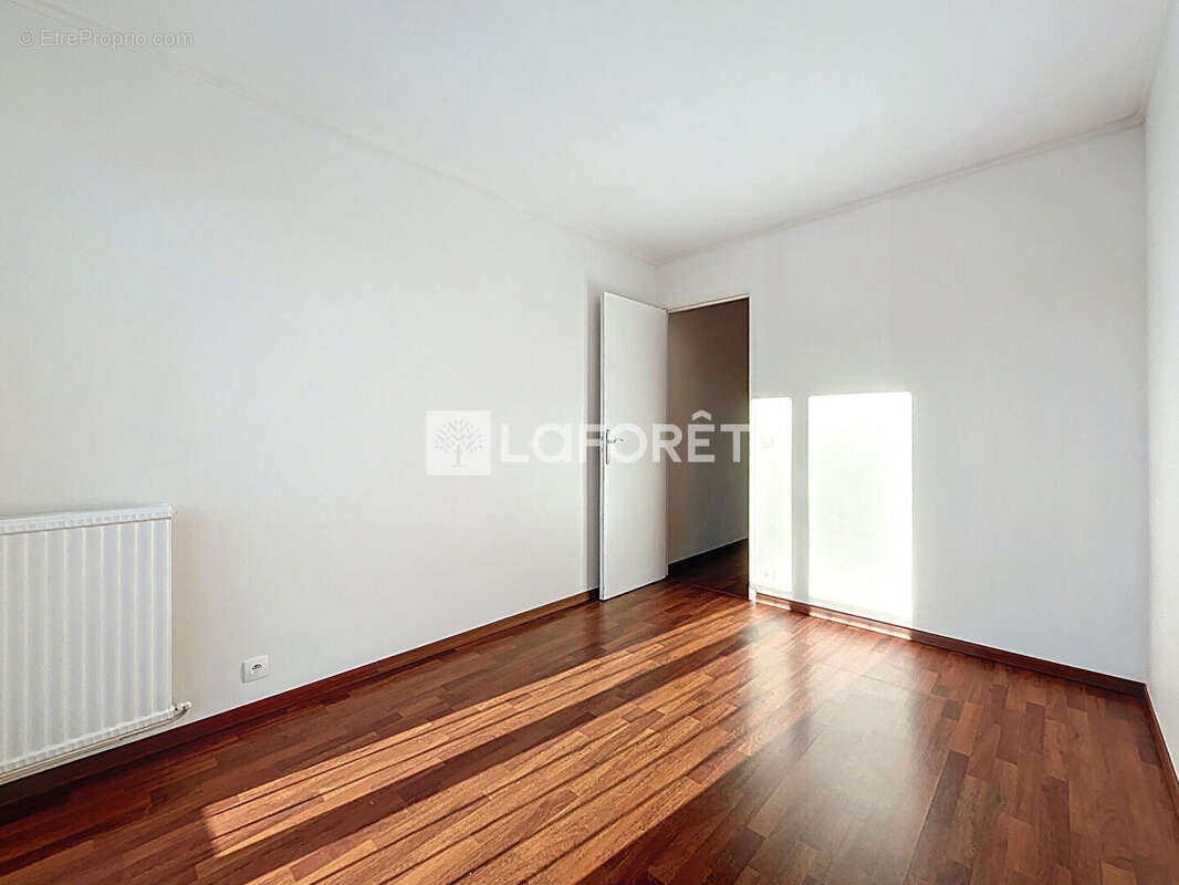 Appartement à THIAIS