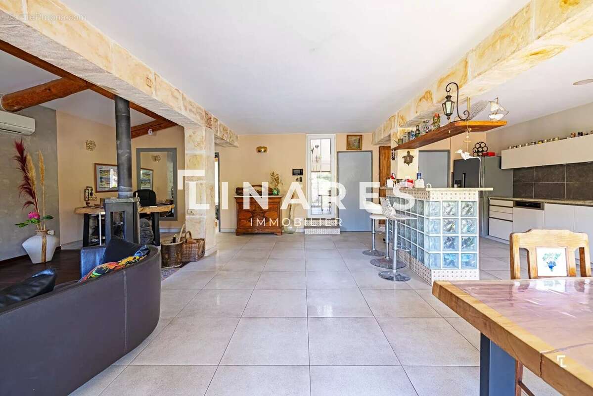 Maison à MARSEILLE-8E