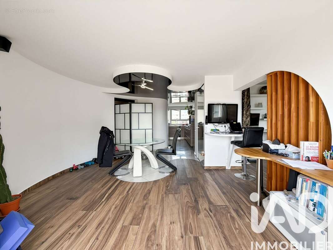 Photo 2 - Appartement à LAVAL