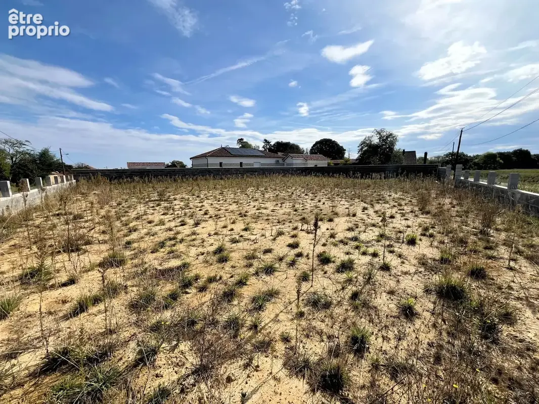 Photo Terrain à Lahitte-Toupiere au prix de 31 000€