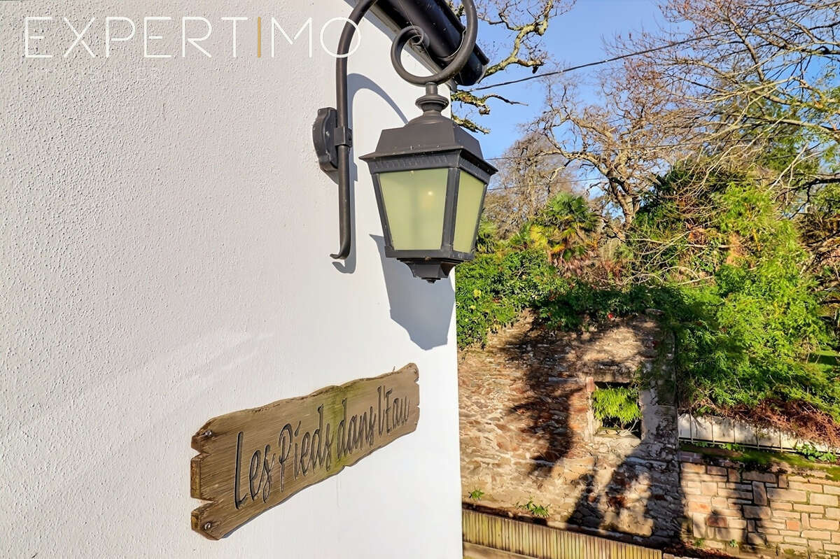 Maison à LE RELECQ-KERHUON