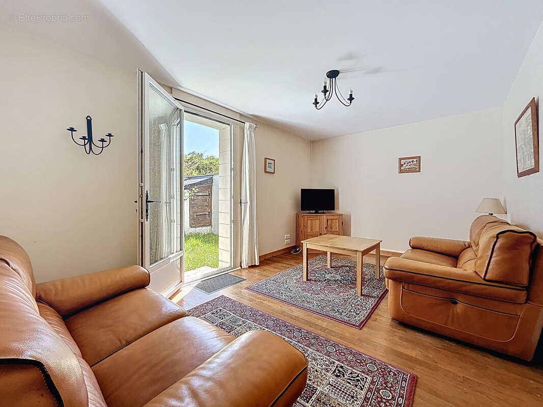 Maison à SAINT-SAUVEUR-LE-VICOMTE