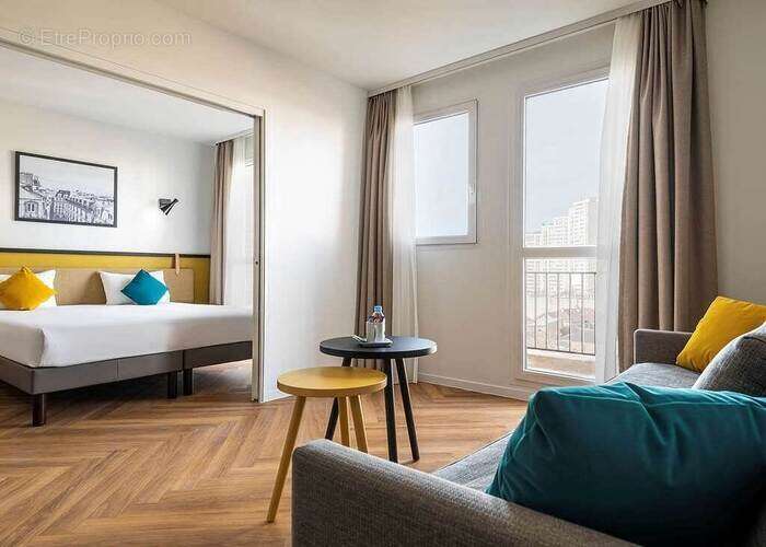 Appartement à MONTROUGE