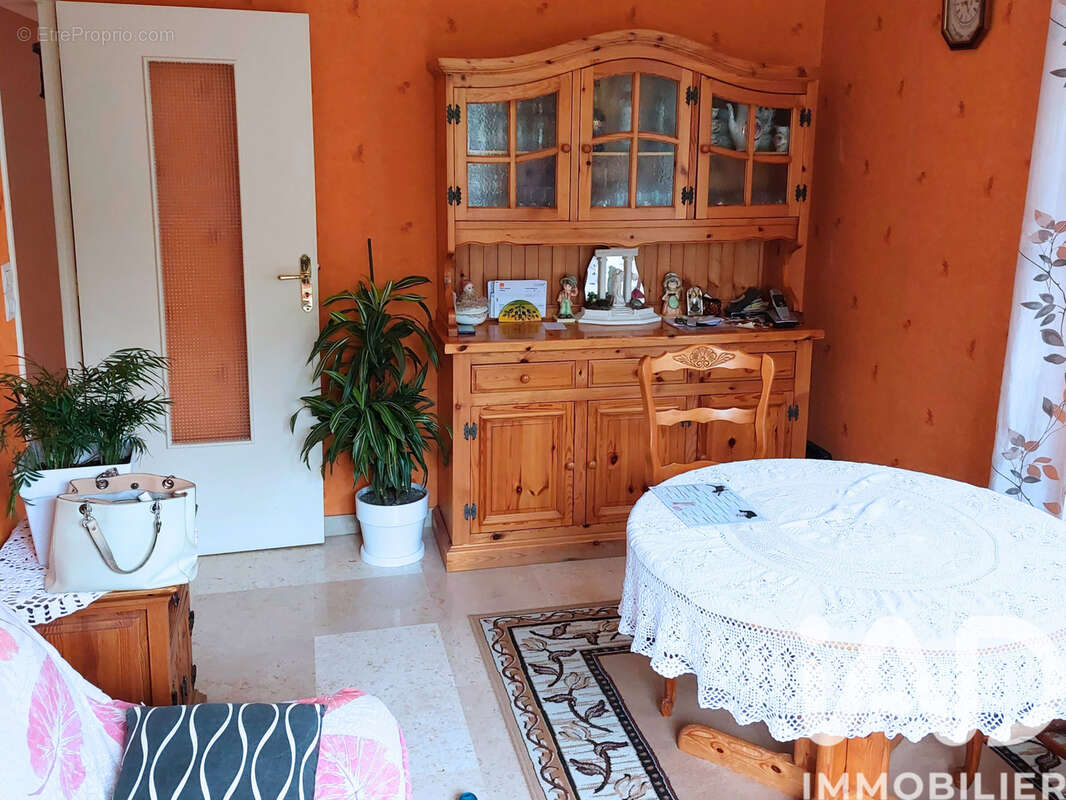 Photo 2 - Maison à AMBILLY