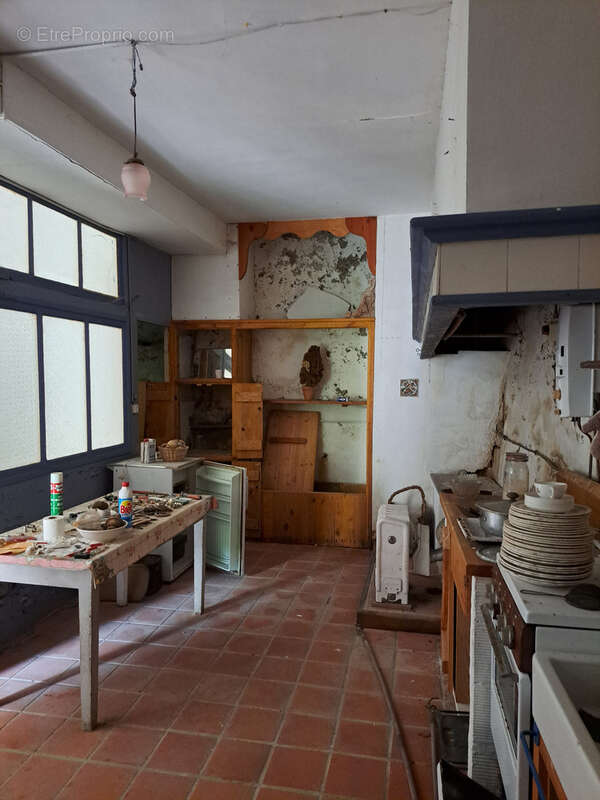 Maison en pierre 168m2, 11 pièces, terrasse et terrain à Carcanières les Bains - photo 19