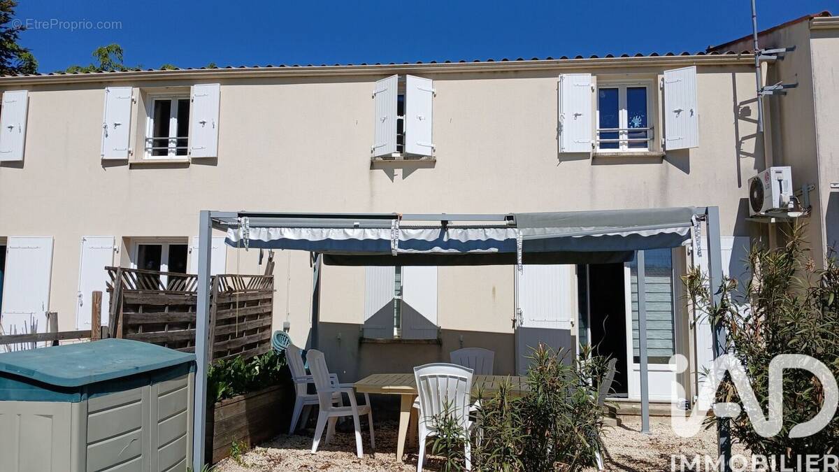 Photo 1 - Maison à SAINT-GEORGES-DES-COTEAUX