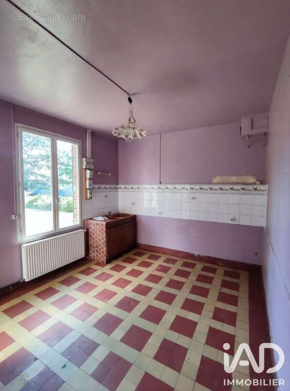 Maison 101 m² à Roiglise  - photo 8