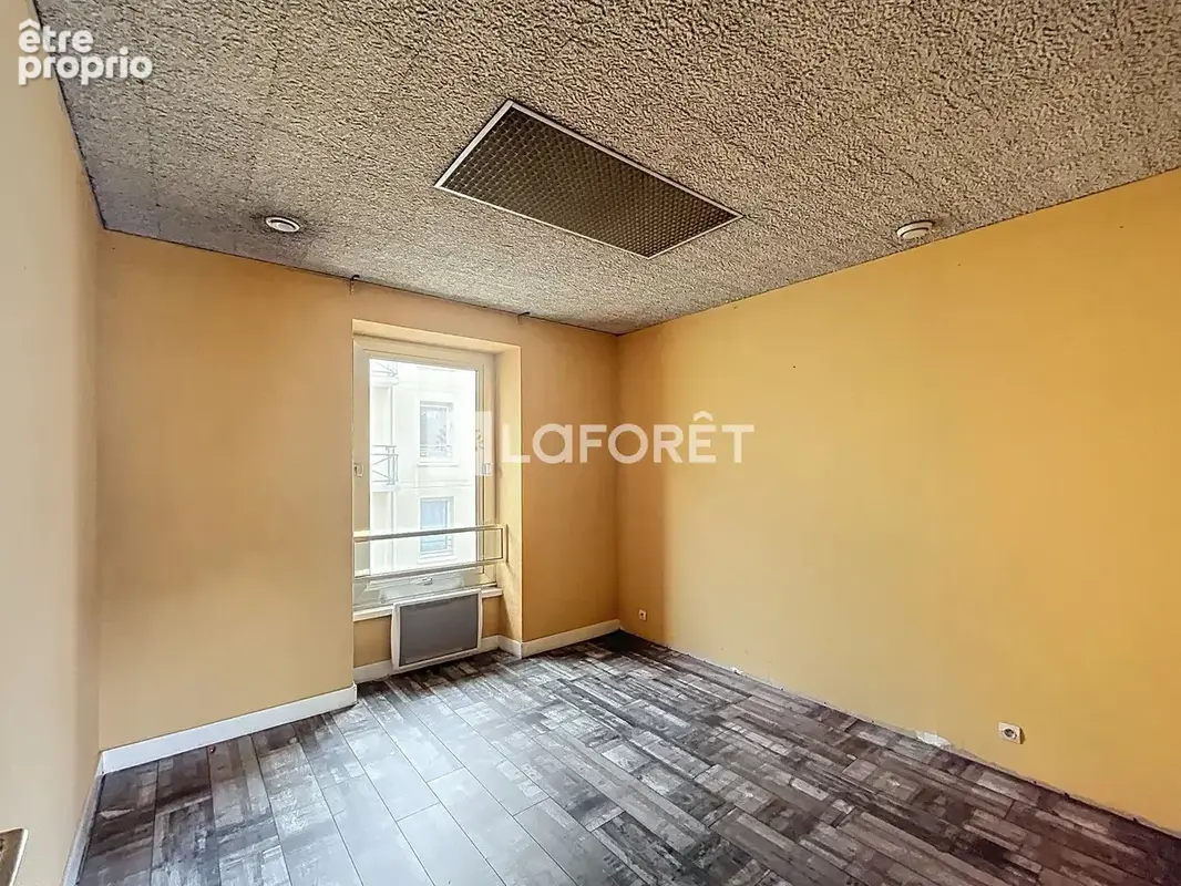 Bureaux Flers 450 m² - photo 10